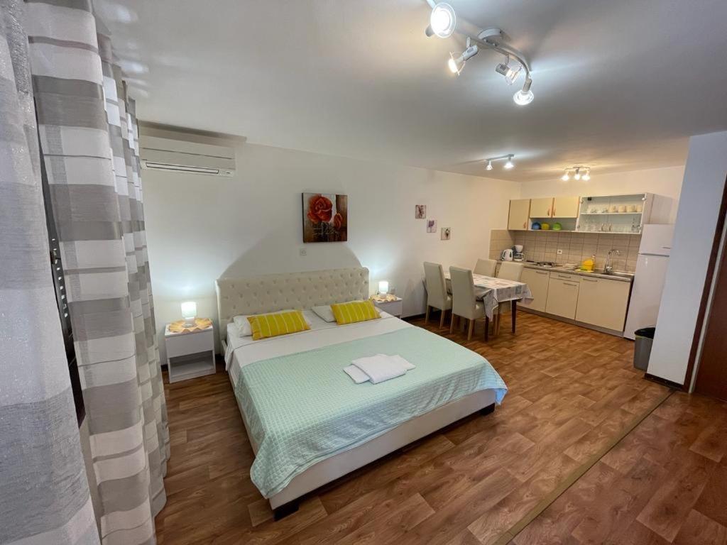 Apartmani Mavrinac Nerezine Phòng bức ảnh